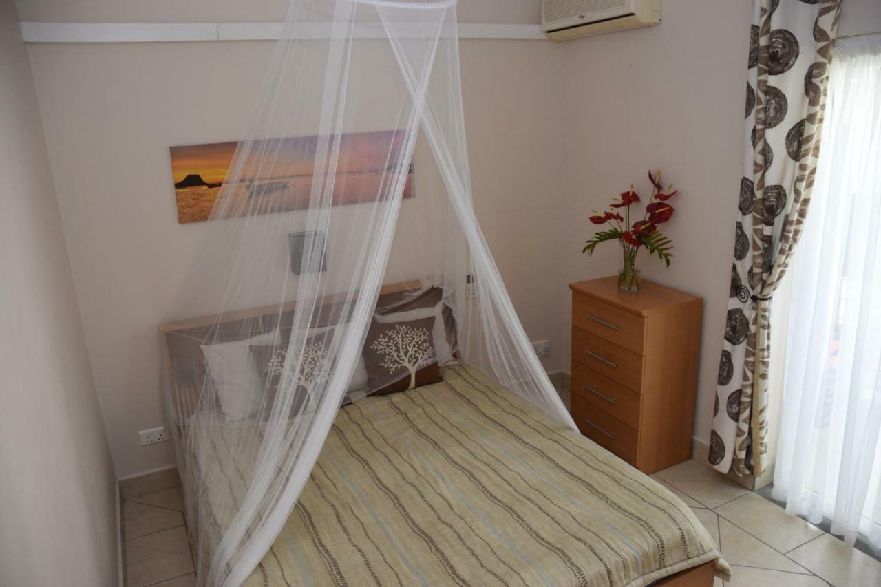 Richland Villas Flic-en-Flacq Екстериор снимка